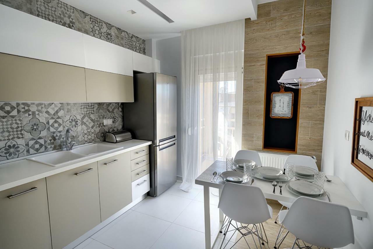 Cosmos N Armonia Apts. Apartment เทสซาโลนิกิ ภายนอก รูปภาพ